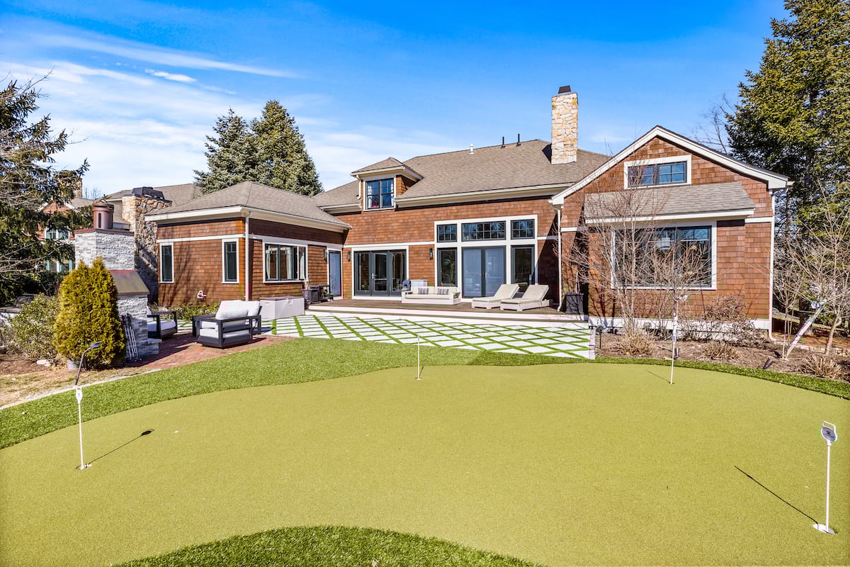 59 Clubhouse Drive, Hingham, MA