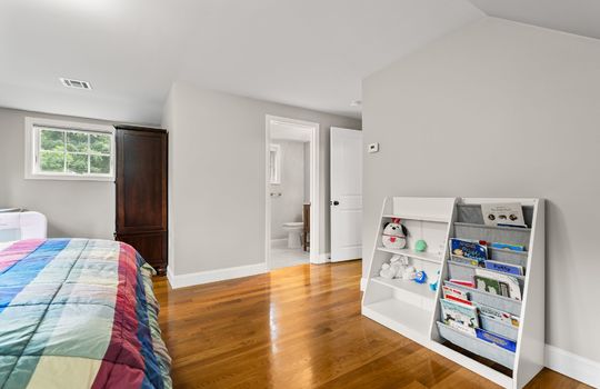 85 Mann Hill-45