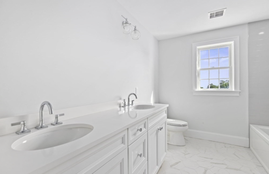 5 Williamsburg Lane, Scituate, MAScreenshot 2025-08-13 at 12.41.03 PM5 Williamsburg Lane, Scituate, MA
