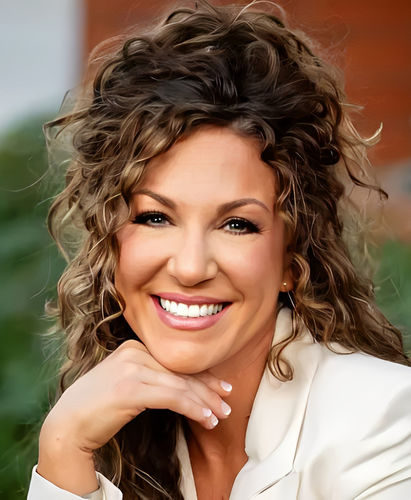 Ashley Dent<span>Licensed Real Estate Agent</span>